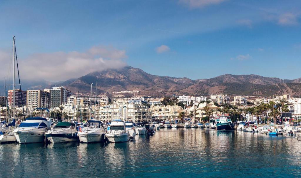 Apartamento Benalmádena Puerto Marina Apartamento Exterior foto